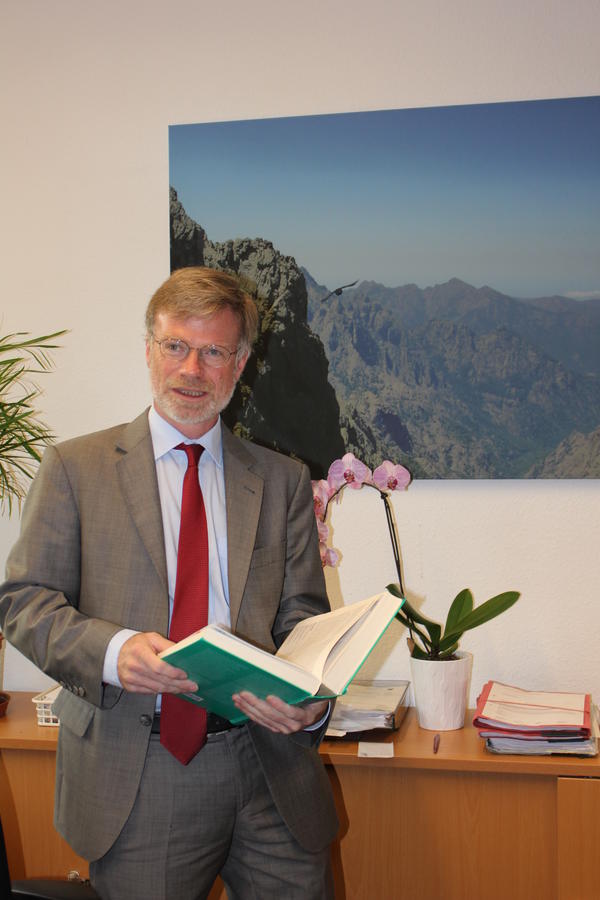 Vortrag �ber Gefahren von Burnout, Depressionen und L�sungsmitteln