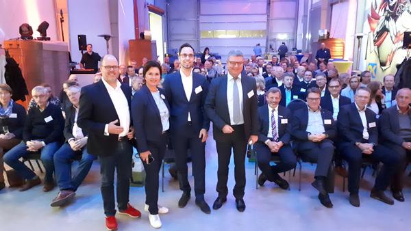 Ulf und Sabine Burmeister, Dr. Andr� Bolles und Landrat J�rg Bensberg