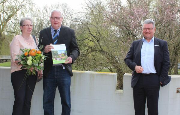 Ehepaar Boekhoff und Landrat J�rg Bensberg