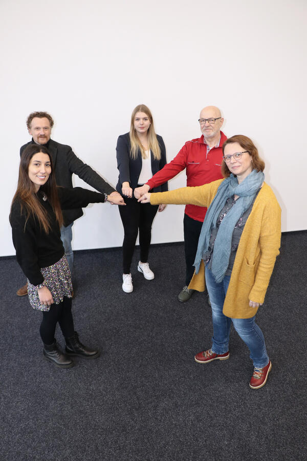 Titelbild 2022 der kvhs