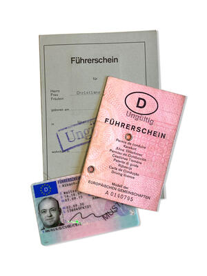 Pflichtumtausch der Papierf&uuml;hrerscheine
