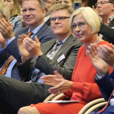 Neujahrsempfang 2024 - Landr&auml;tin Karin Harms und Polizeipr&auml;sident Andreas Sagehorn