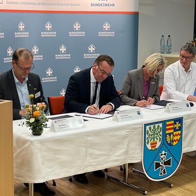 Unterzeichnung des Kooperationsvertrages