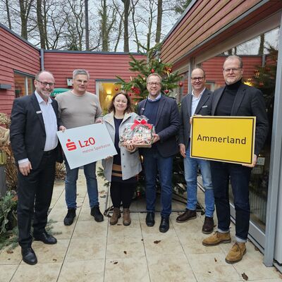 Auf dem Foto sehen Sie Klaus Blum, Frank Lukoschus, Kea B&uuml;nnemeyer, Markus Neumann, Peter Hullen und Axel Weber
