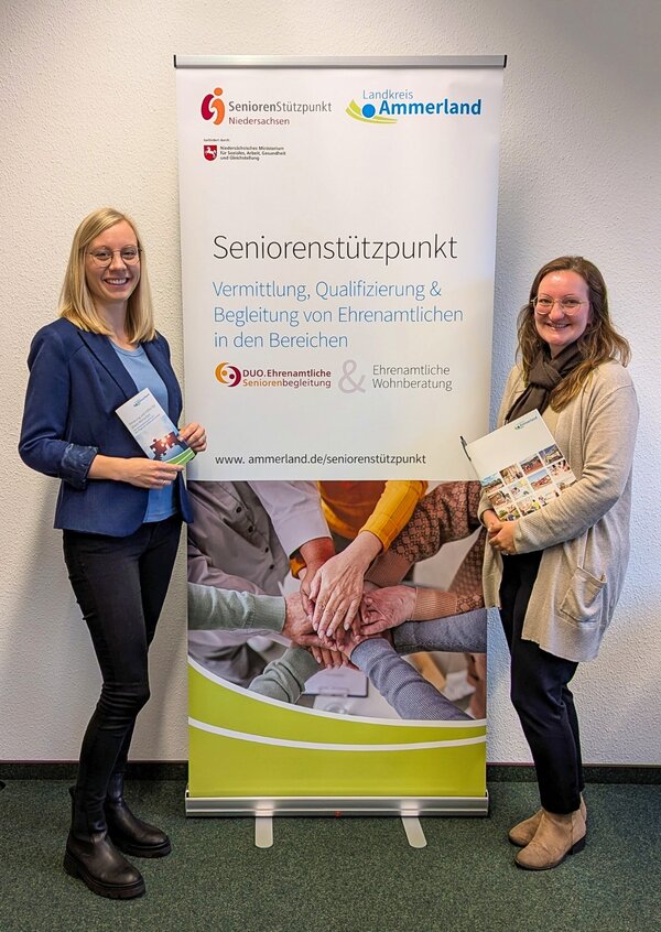 Neue Ansprechpartnerin f�r den Seniorenst�tzpunkt (v.l.): Kea ter Vehn  mit Julia Thieme (Leiterin der Koordinierungsstelle f�r Migration und Demografie)