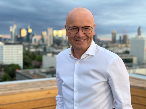 "ECON Redner Karsten Schwanke_� J�rgen Gundelsweiler.jpg"