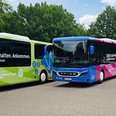 Neue Busflotte im modernen Landkreis-Design mit hohem Komfort und Barrierefreiheit