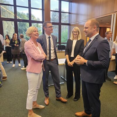 Kommunalwahl Landrätin und Landratskandidaten